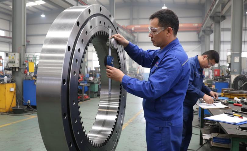 Bagger-Drehverbindung Messen